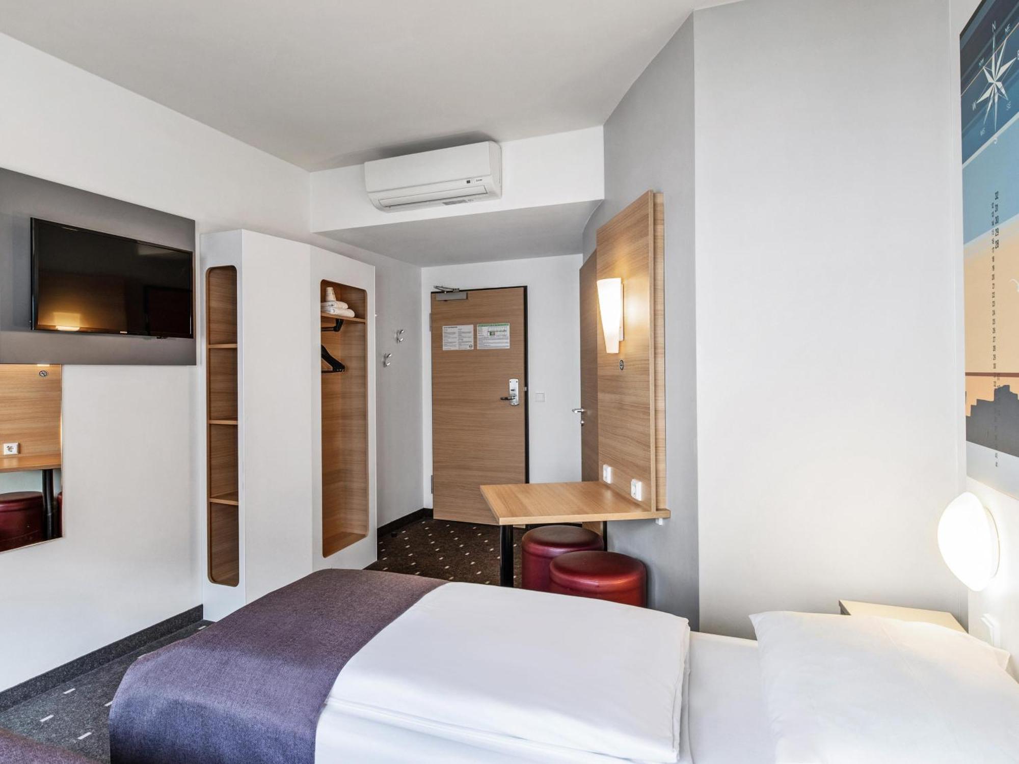 B&B Hotel Hamburg-Altona Экстерьер фото